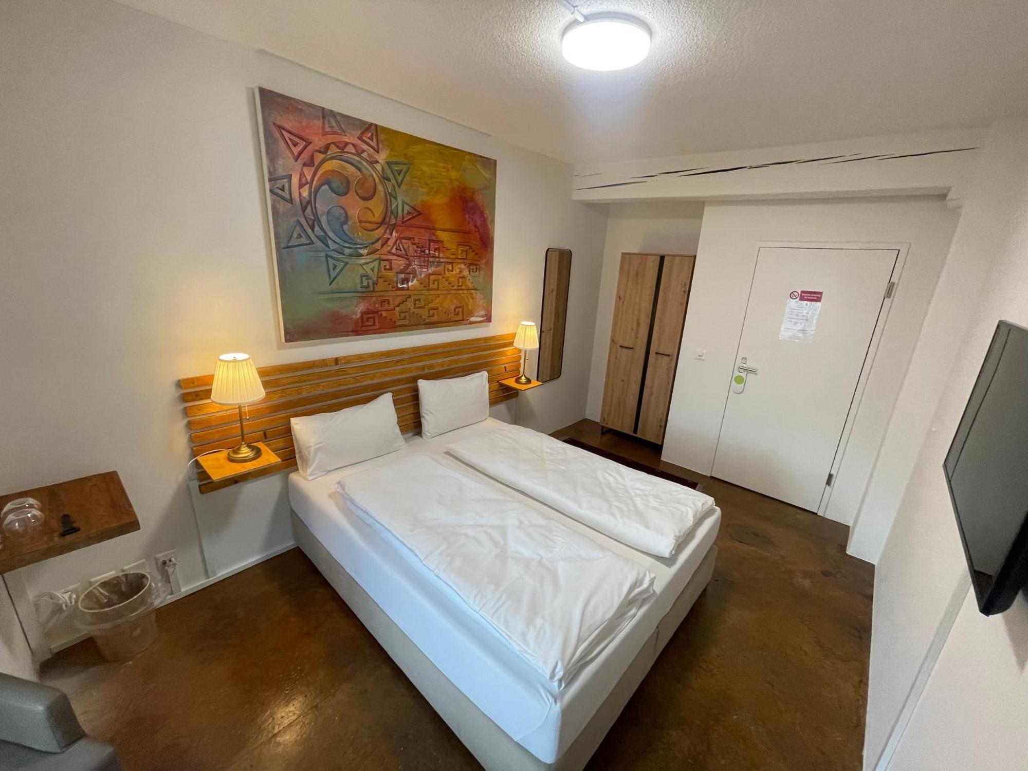 Hotel Swiss Bellevue Aathal Seegraben Esterno foto